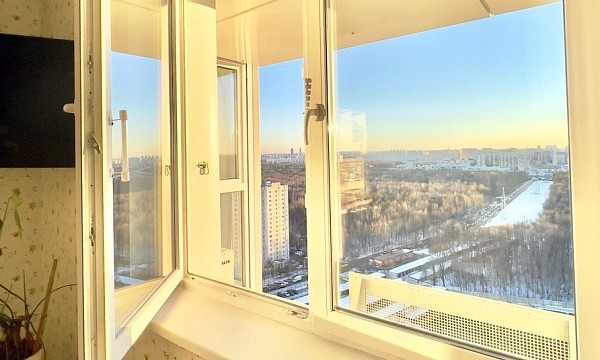 Московская обл, г Химки, ул Молодежная, д 7 к 1