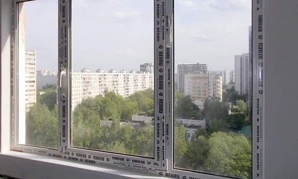 Смотровое окно с видом на город