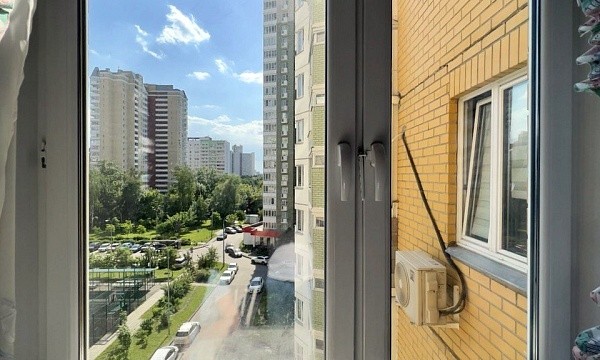 г Москва, Бескудниковский б-р, д 25 к 4