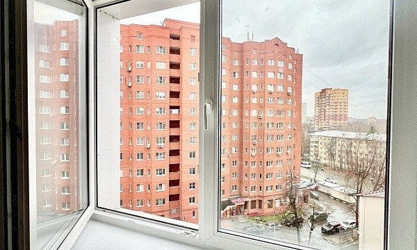 Московская обл, г Пушкино, ул Чехова, д 1 к 3