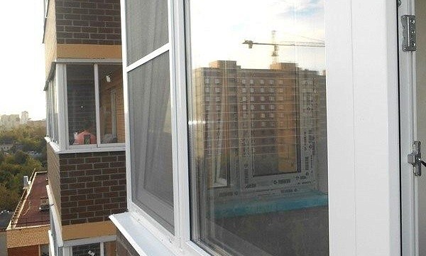 Балконное остекление многоквартирного дома в Люберцах