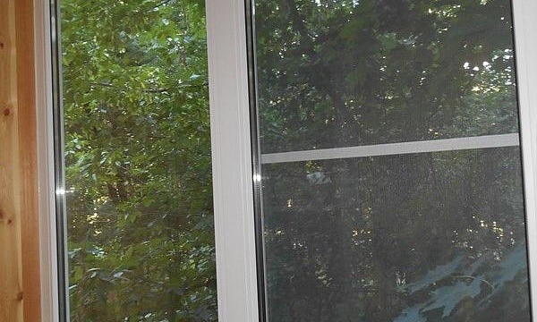 Пластиковые окна с москитной сеткой в Красногорске